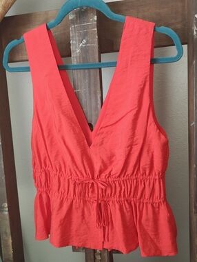 ANTONIO MELANI Orangey Red Sleeveless V-Neck Top